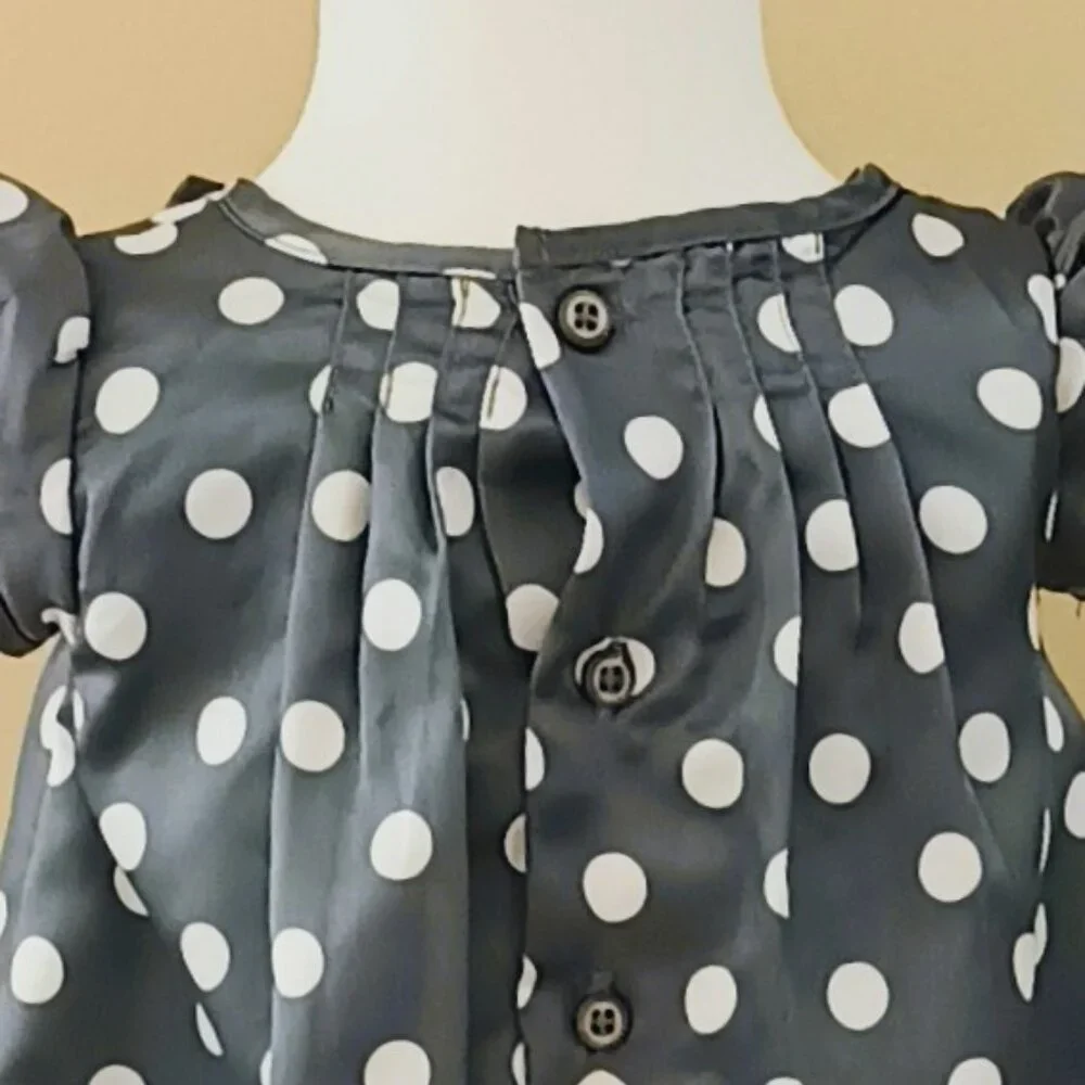 Girl's Gray Polka Dot Dress 6M Carters Pleated Short Sleeve Silky Lined with Bow
